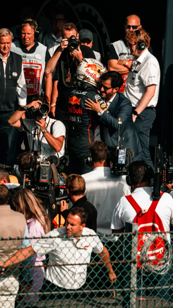 Social live du Spa Grand Prix 2022, Max Verstappen remporte le GP.